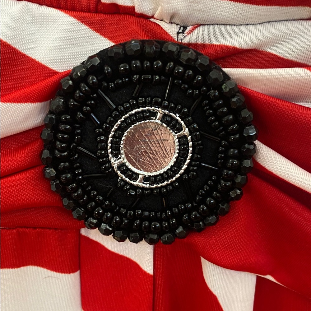 NWT Jessica Taylor Red and White Dress with black & silver embellishment. Small - Picture 3 of 11